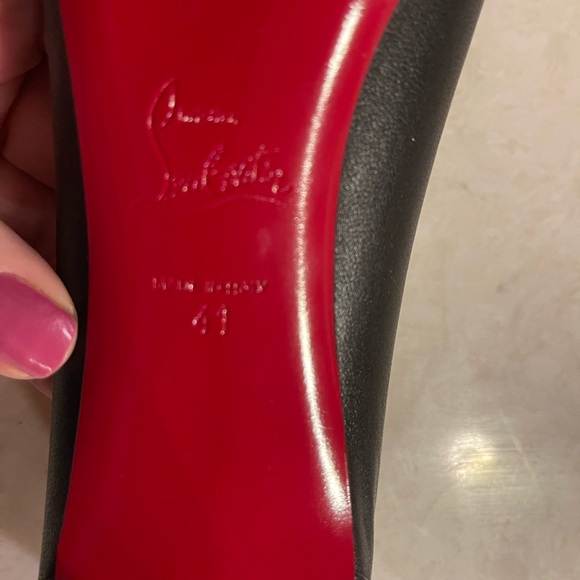 Christian Louboutin Black Heels Classic Stiletto Pumps - Picture 8 of 9